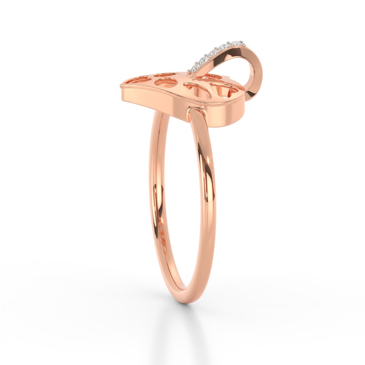 Queen Of Hearts Diamond Ring
