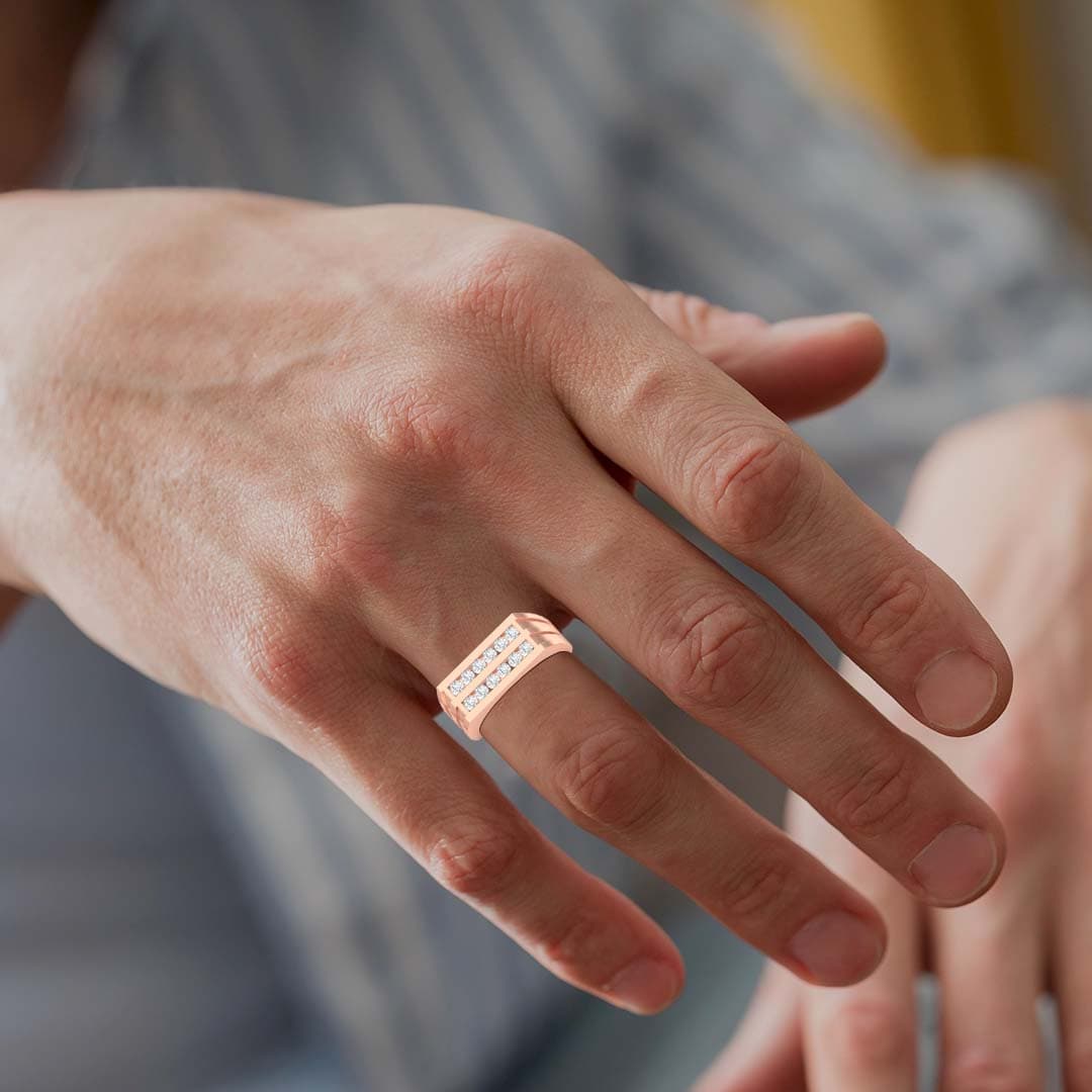 Liner Design Mens Wedding Band