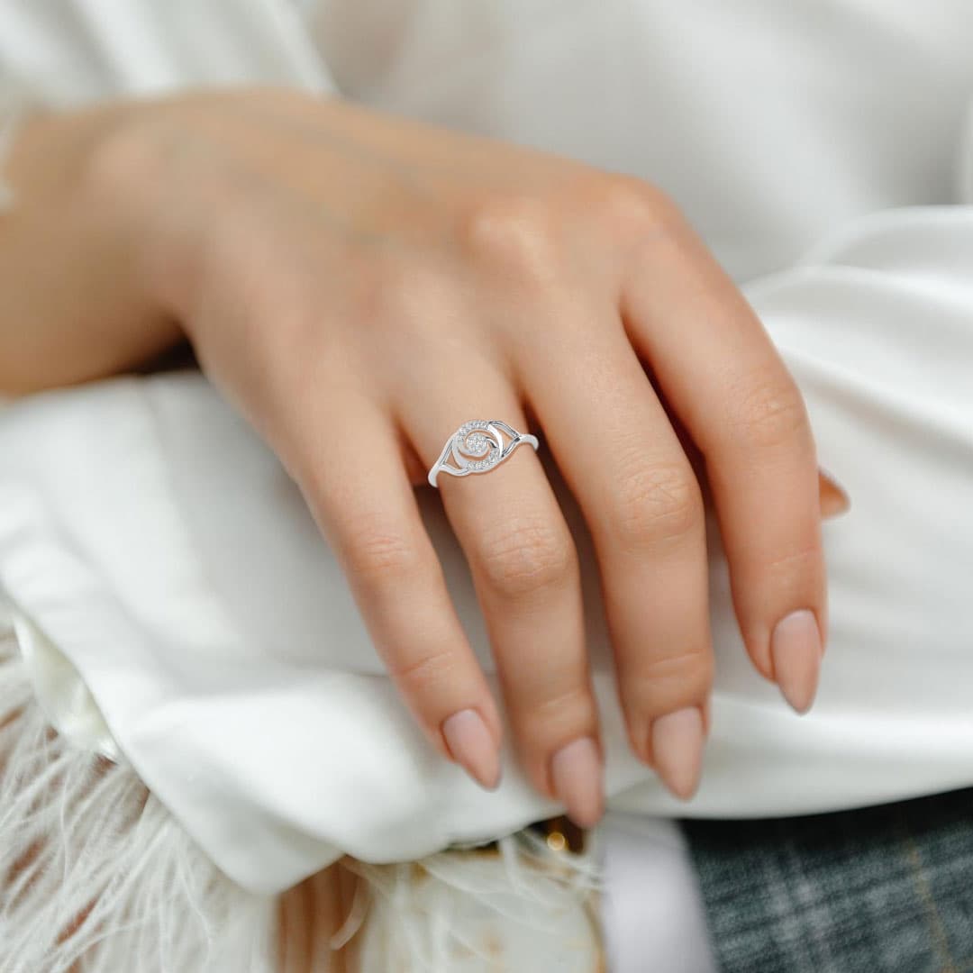 Crystal Ball Majestic Diamond Ring